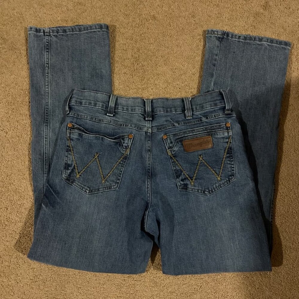 Wrangler Men's Blue Bootcut Jeans